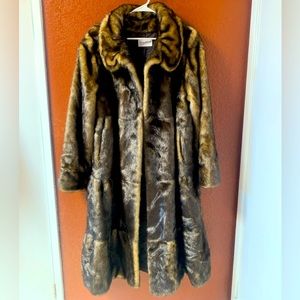 Pamela McCoy Faux-Fur Trench Coat